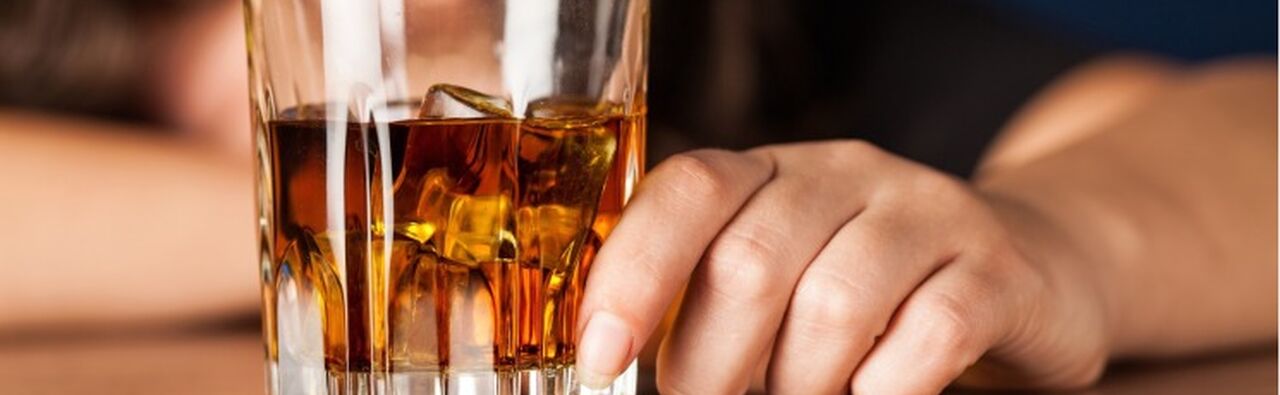 Někteří Češi během nouzového stavu zvýšili spotřebu alkoholu. Ten však oslabuje imunitu