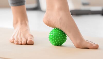 Cvičení a protahování chodidel pro zdravou chůzi