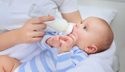 Když mateřské mléko nestačí